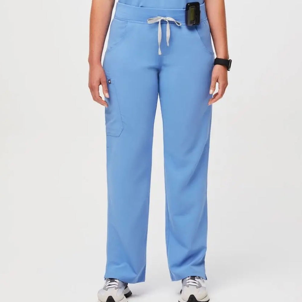 Figs Kade Cargo Scrub Pants